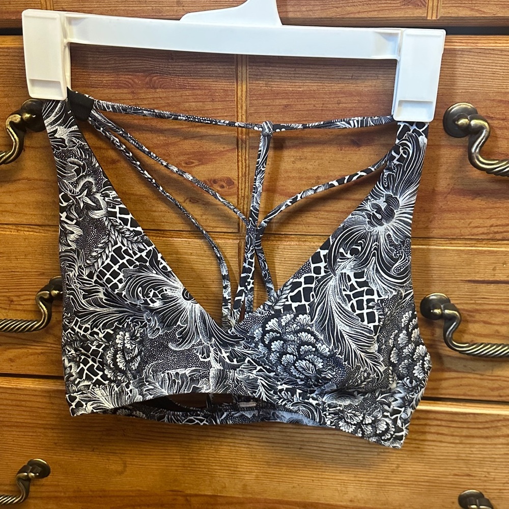 Lululemon Black and White Floral Women's Bralette